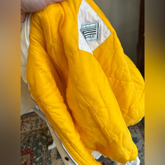 Vintage 80s White Puffer Jacket - Picture 14 of 14